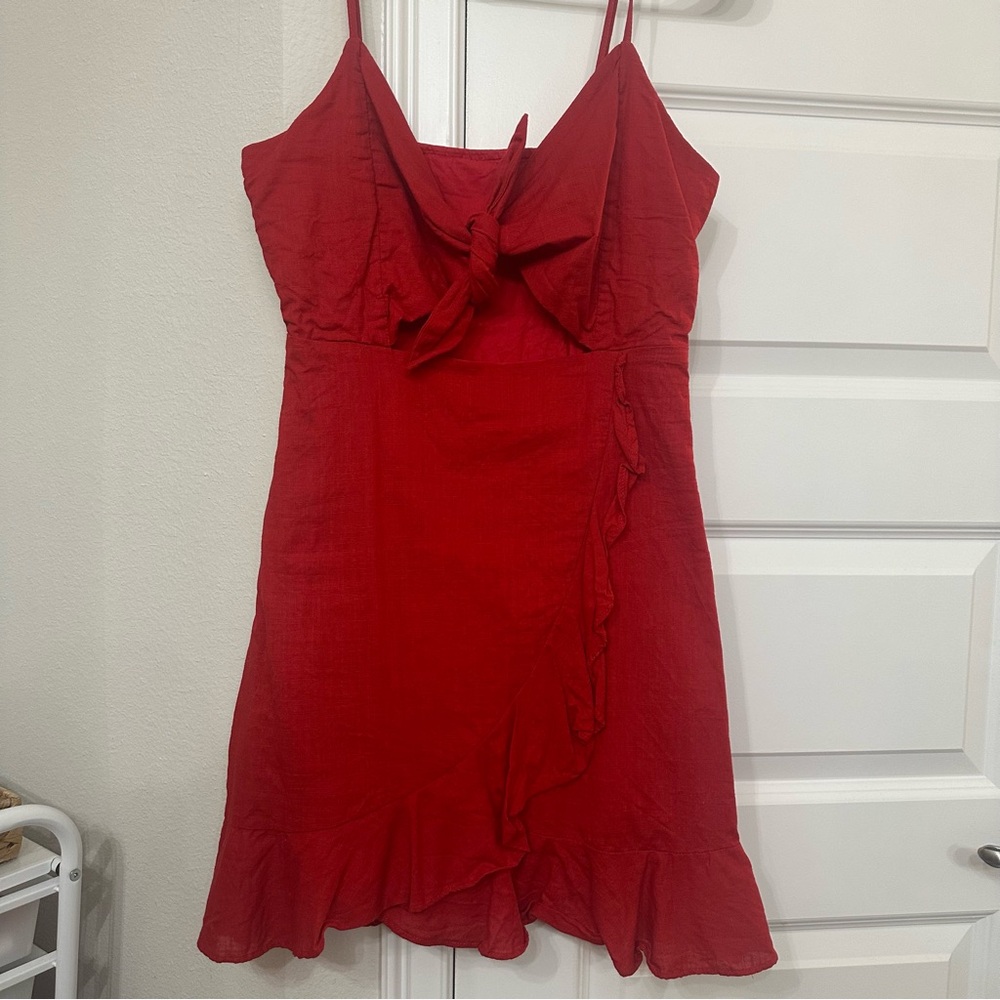 Red Sleeveless Dress with Bow Detail